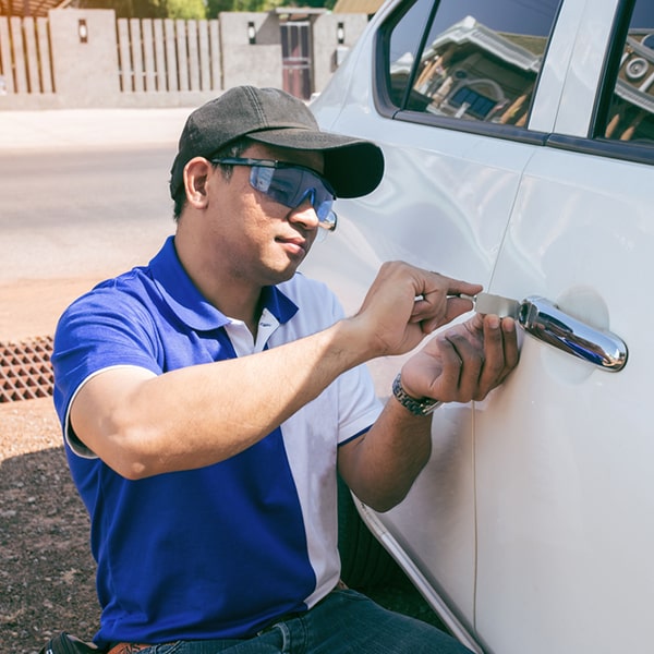 en nuestra cerrajería de autos tenemos experiencia trabajando con todas las marcas y modelos de automóviles